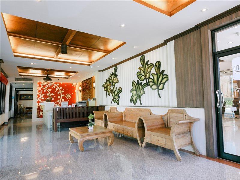 City Park Hotel Phatthalung Bagian luar foto