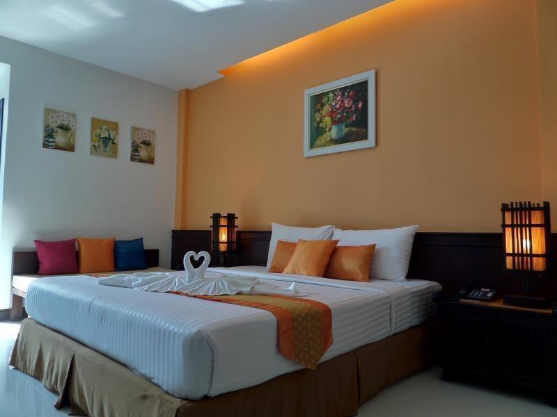 City Park Hotel Phatthalung Bagian luar foto