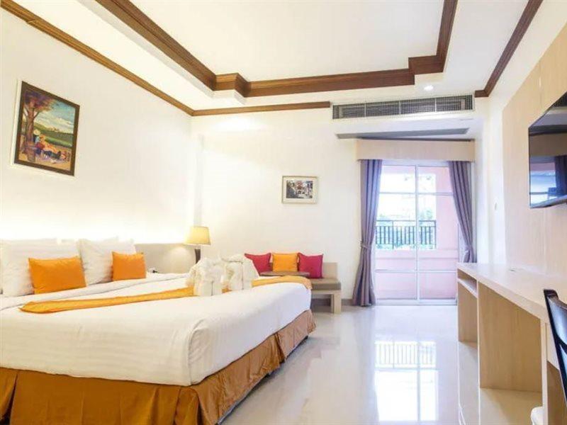 City Park Hotel Phatthalung Bagian luar foto