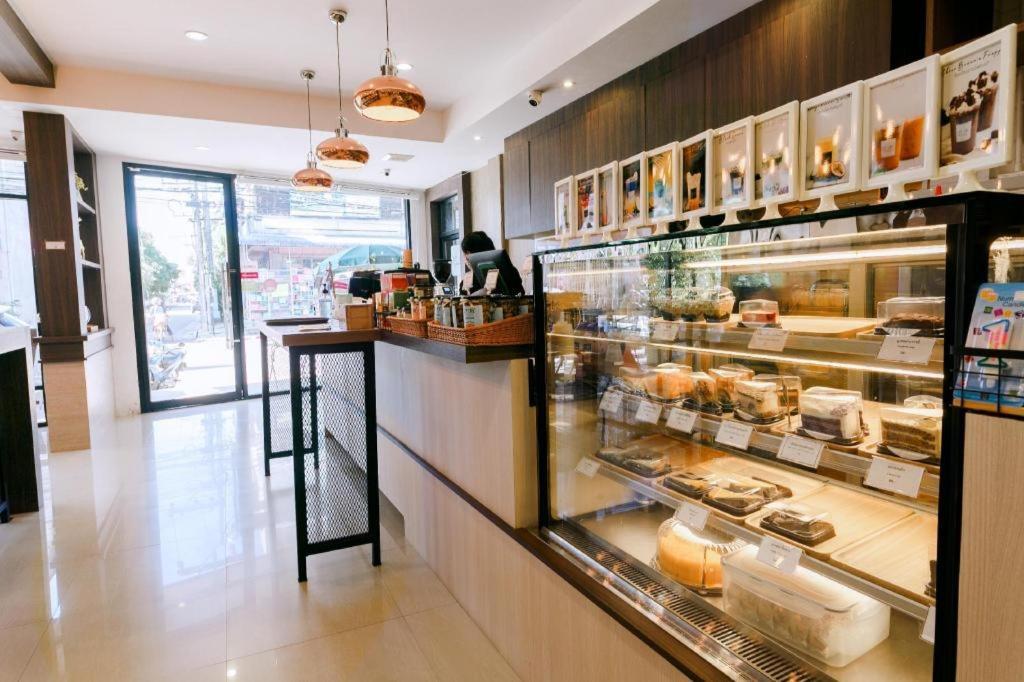 City Park Hotel Phatthalung Bagian luar foto