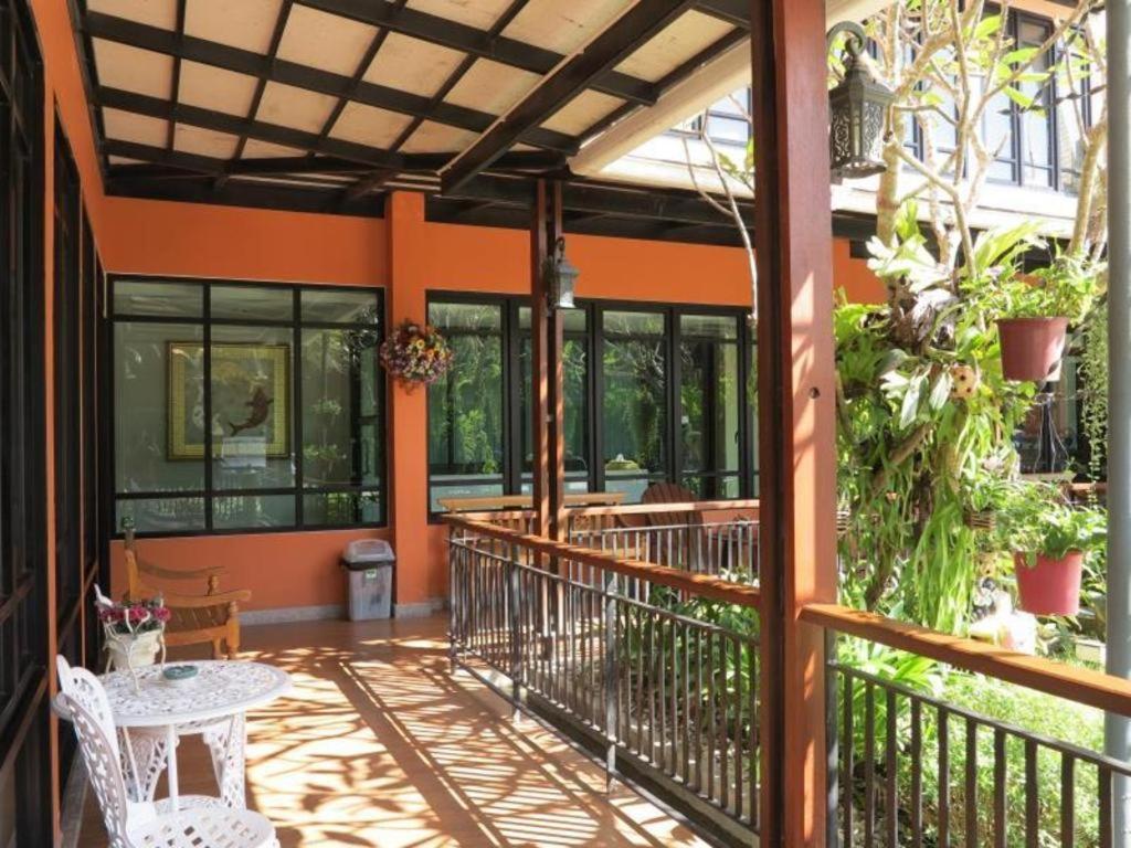 City Park Hotel Phatthalung Bagian luar foto