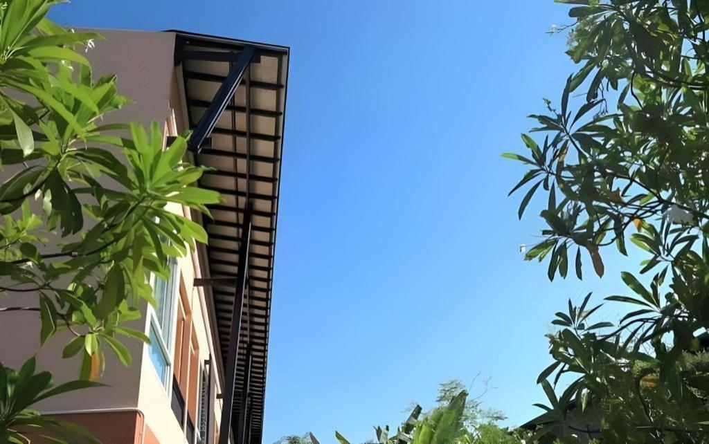 City Park Hotel Phatthalung Bagian luar foto