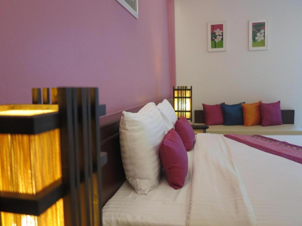 City Park Hotel Phatthalung Bagian luar foto