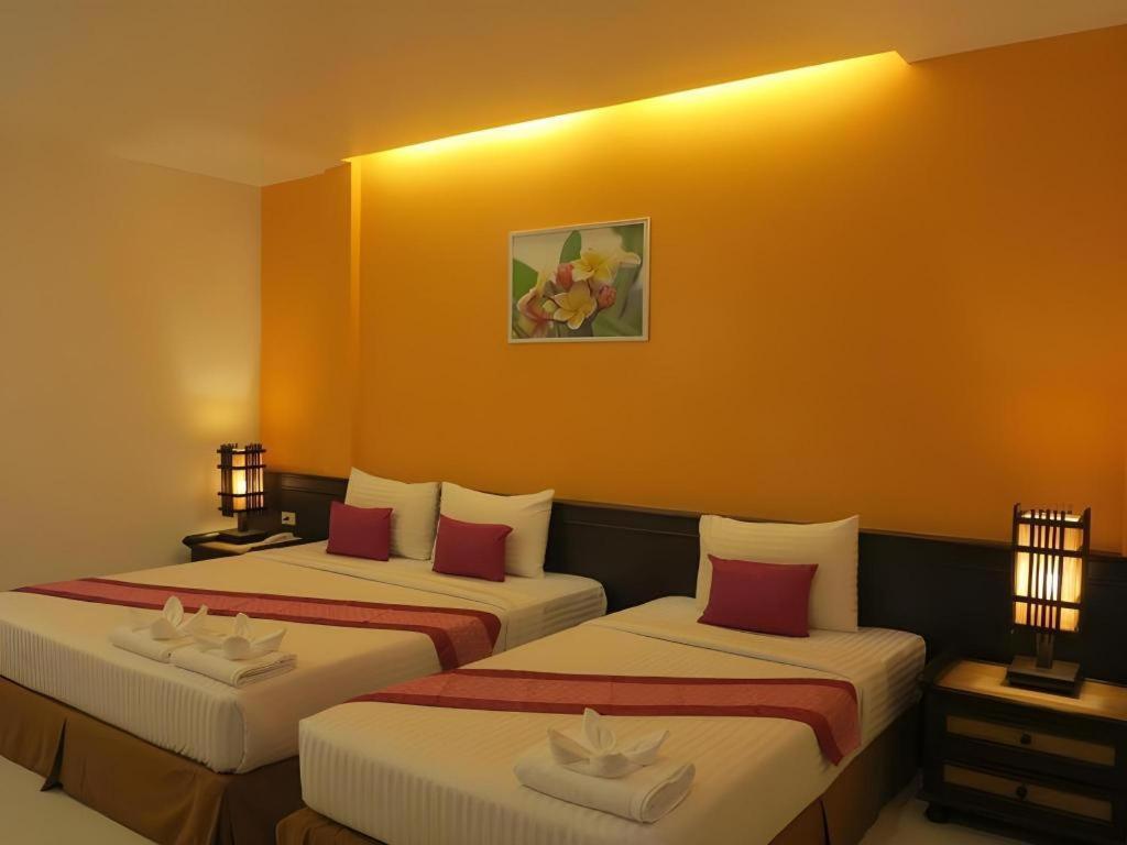 City Park Hotel Phatthalung Bagian luar foto