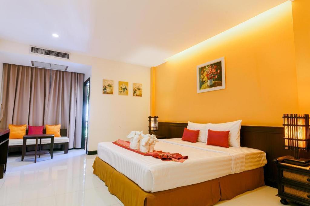 City Park Hotel Phatthalung Bagian luar foto