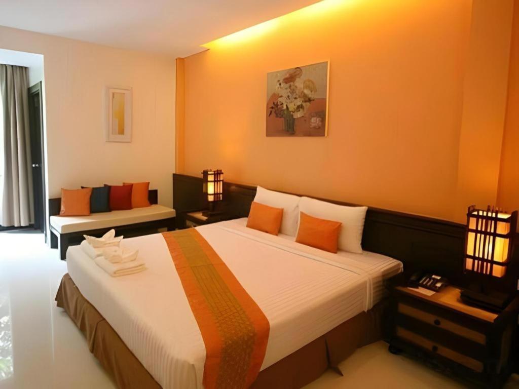City Park Hotel Phatthalung Bagian luar foto