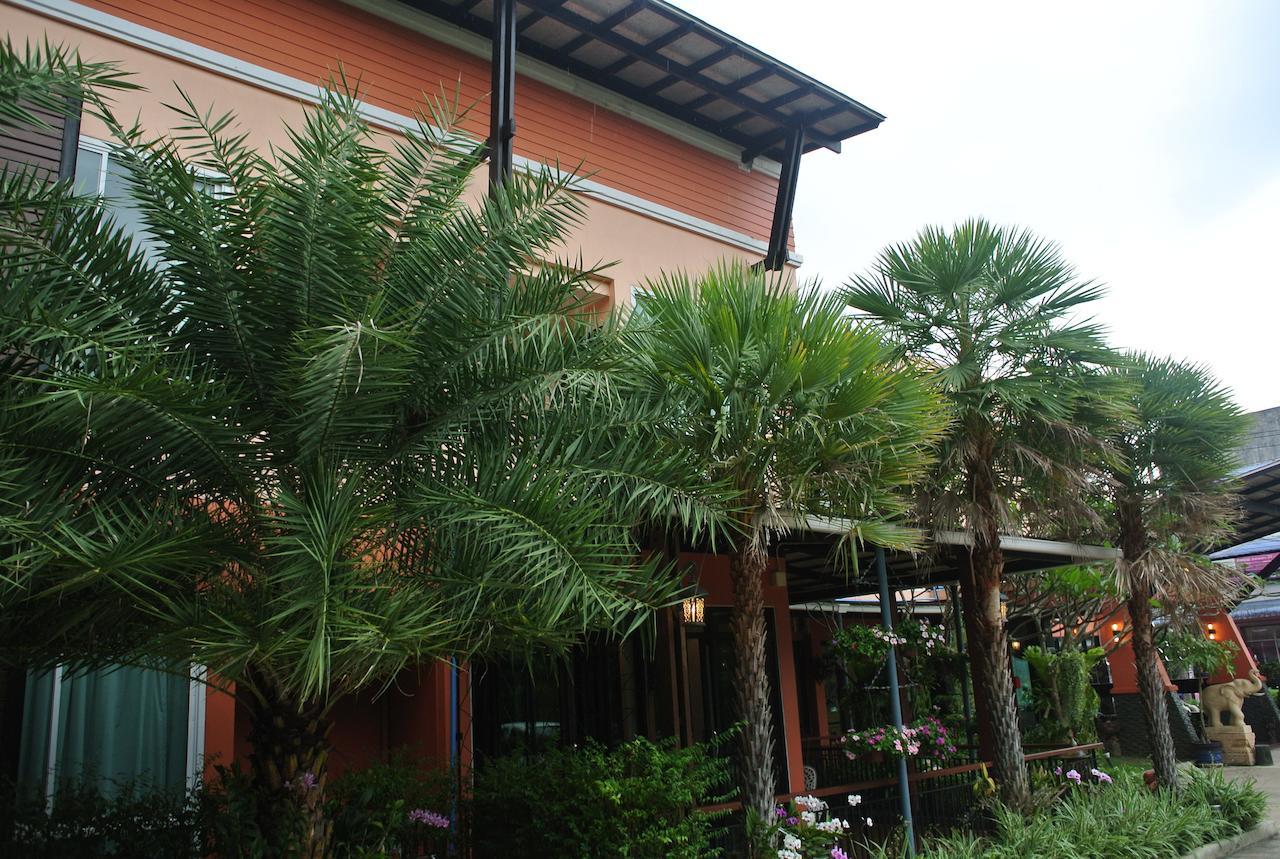 City Park Hotel Phatthalung Bagian luar foto