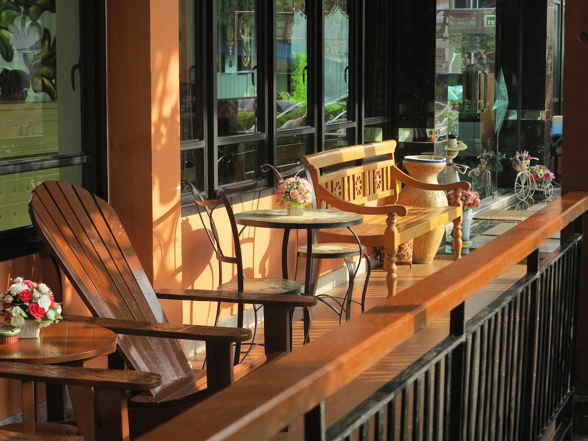 City Park Hotel Phatthalung Bagian luar foto